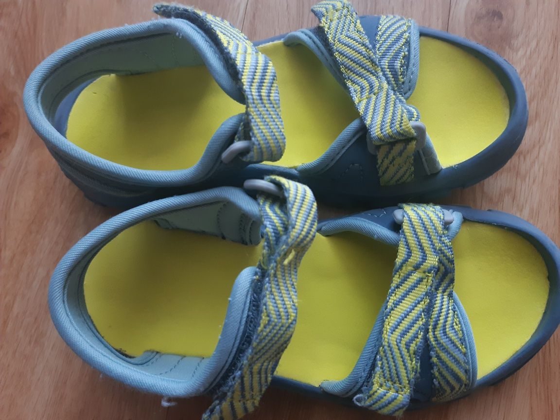 Sandałki chłopięce długość wkładki max. 18,5 cm