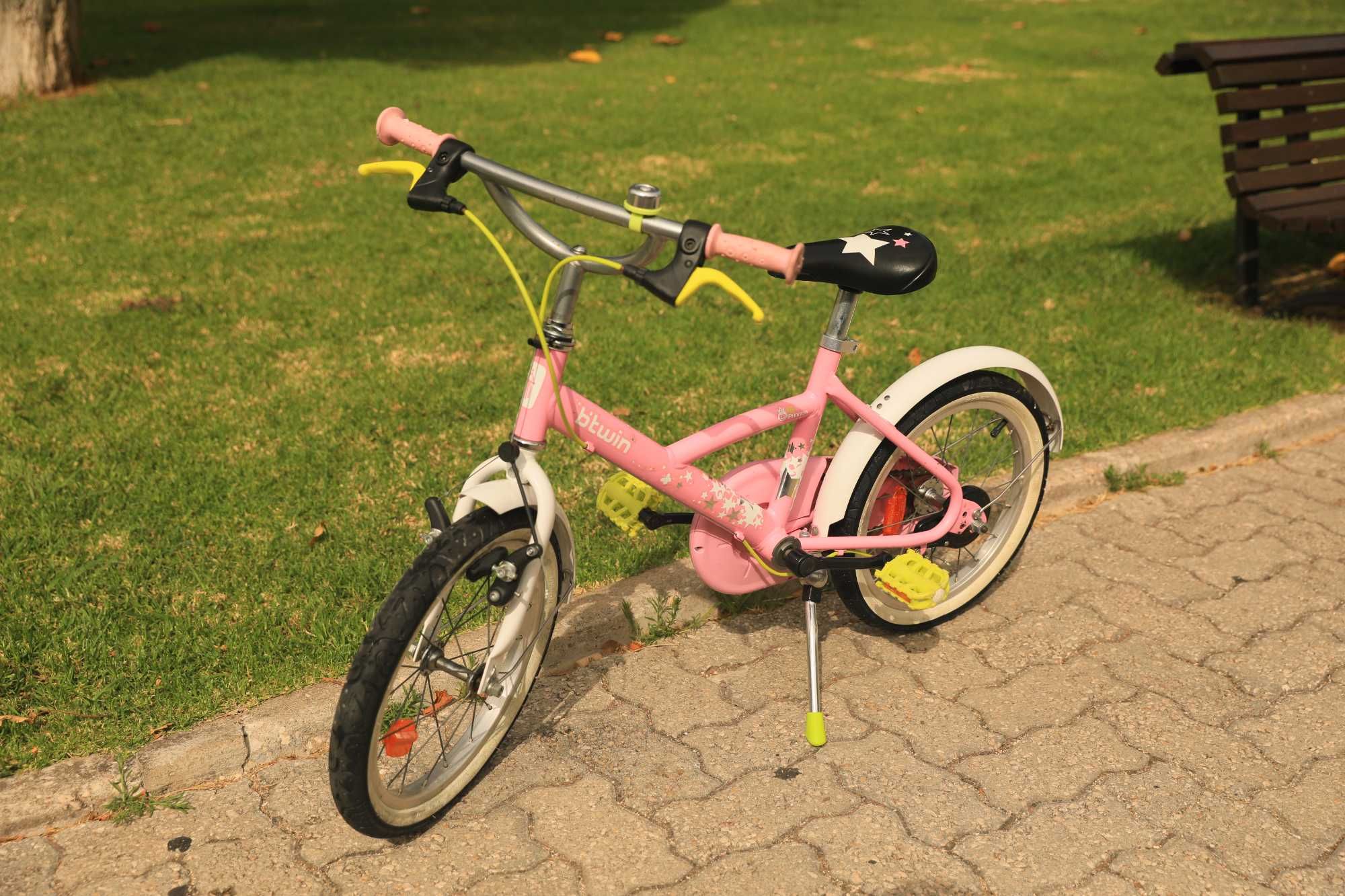 Bicicleta de menina