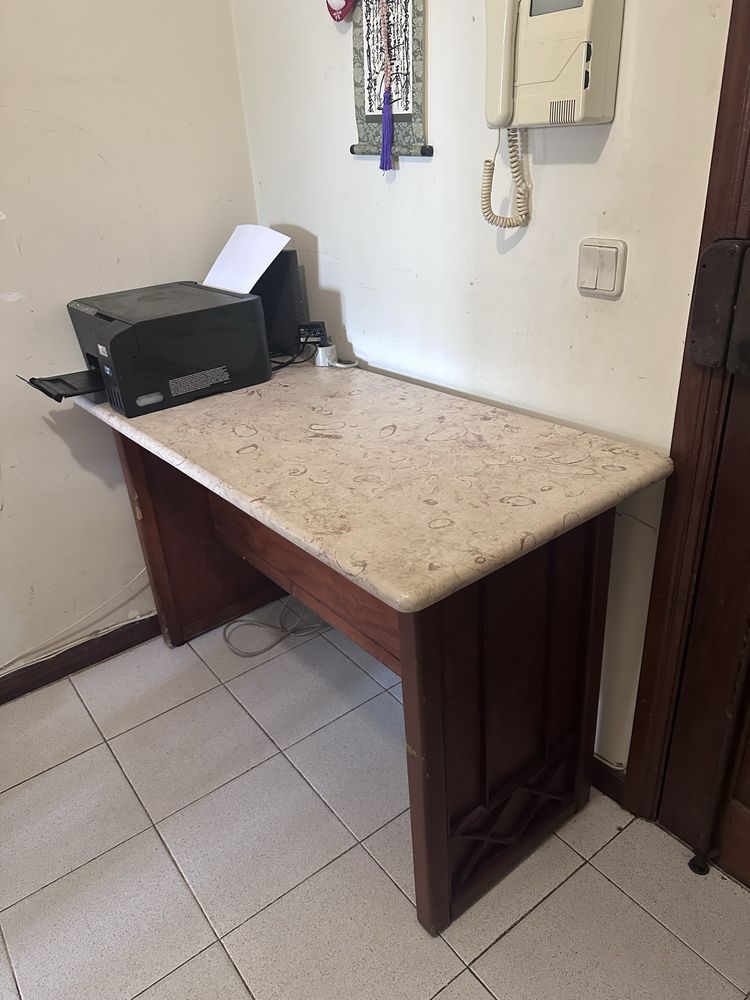 Mesa em Mármore!