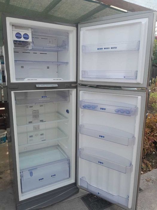 Холодильник 2-х камерний Whirlpool