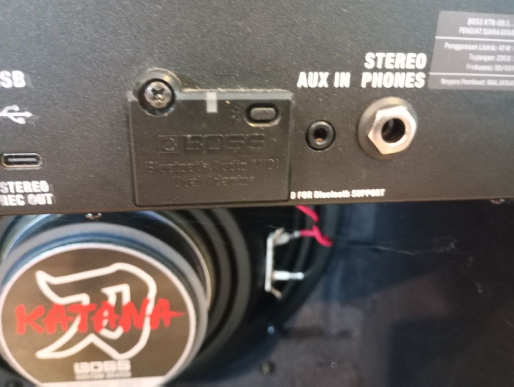 Boss Katana 50 gen3 + Bluetooth Audio MIDI Dual Adaptor