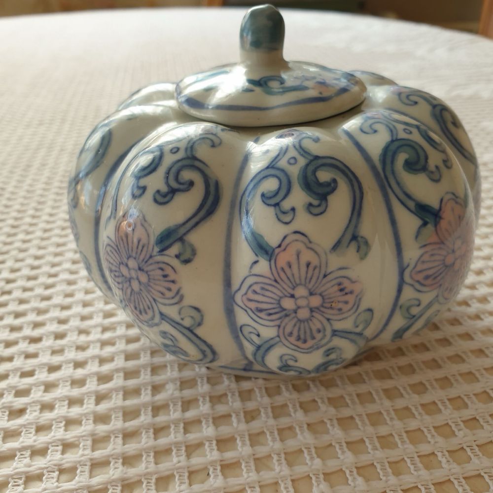 Nowy komplet talerzy i półmisek.Honorine marki Acropol Glass