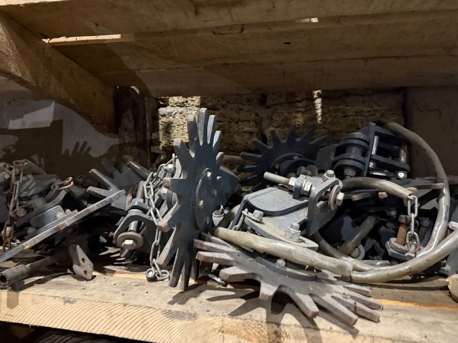 Очисник ряду, Розгортачі соломи,  Джон Дир 1890