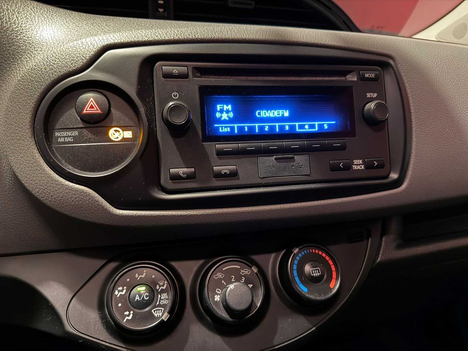 Toyota Yaris 2018 2L IVA Dedutivel