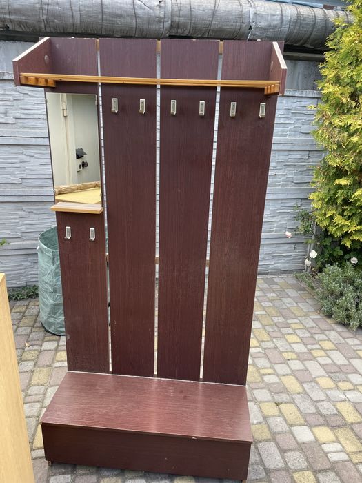 Вішалка для вітальні виробництва Зах. Україна.