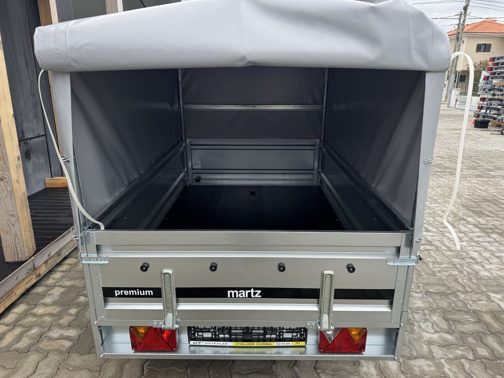 ATRELADO /REBOQUE MARTZ Premium 201 + lona de cobertura NOVO