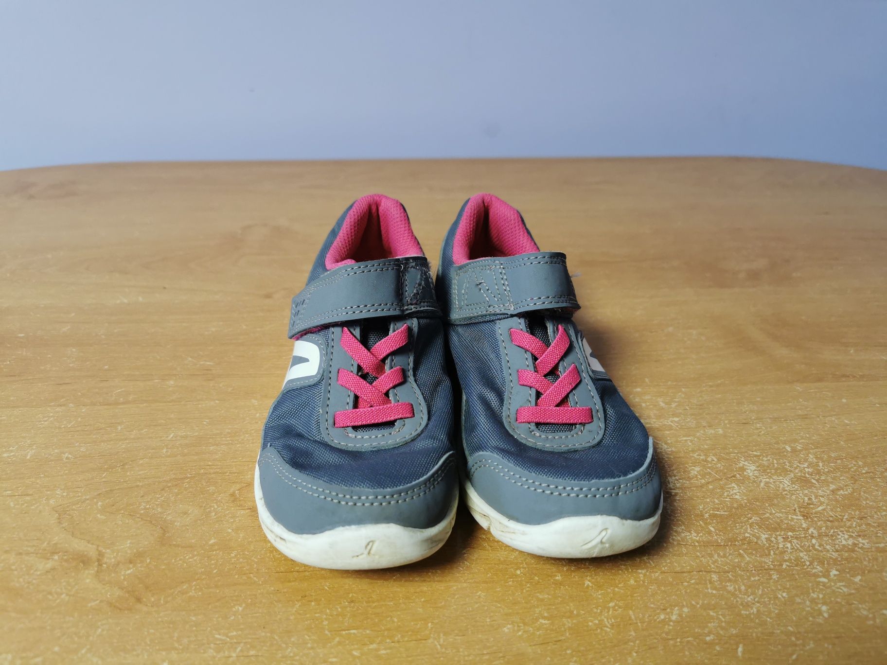 Buty dziecięce na rzep sportowe 31 decathlon