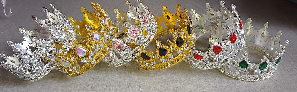 Корони, діадеми на торт 8 см