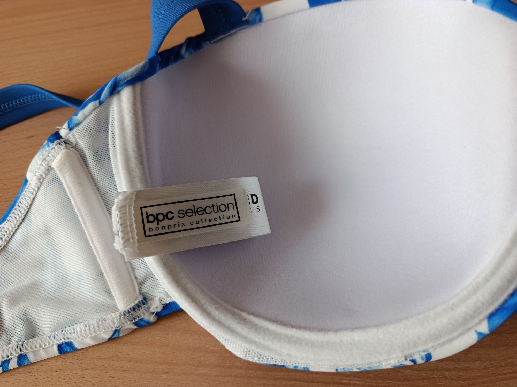 Góra od bikini roz 80C Bonprix