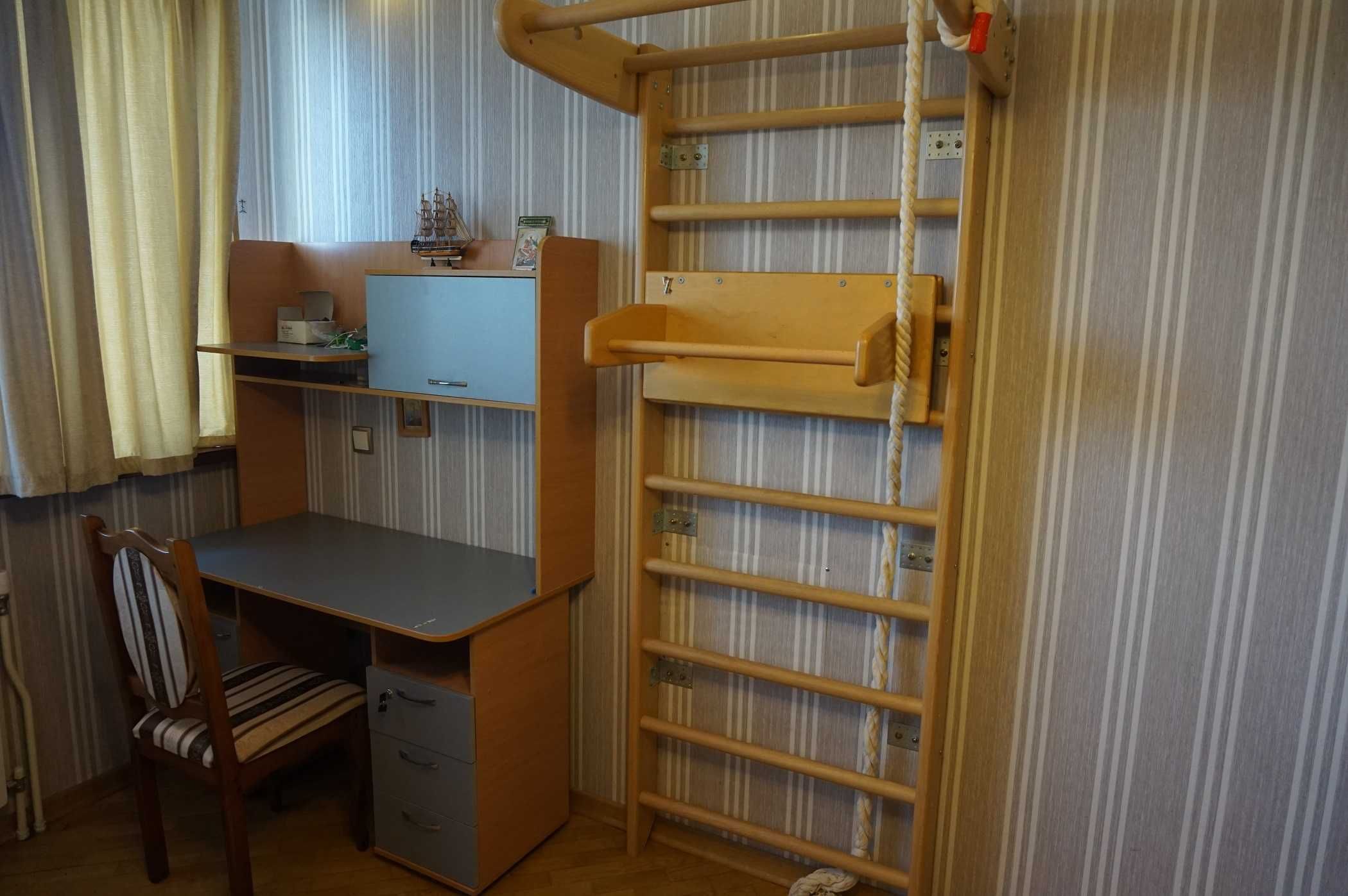Продам 4 ком. квартиру ул. Гетьмана 1 Б метро Шулявская