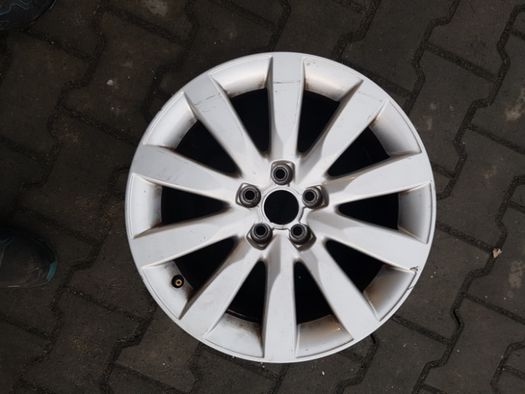 Felga Audi A1 S 8X0 601 aluminiowa 025BB 1szt et34 pojedyncza 5x100