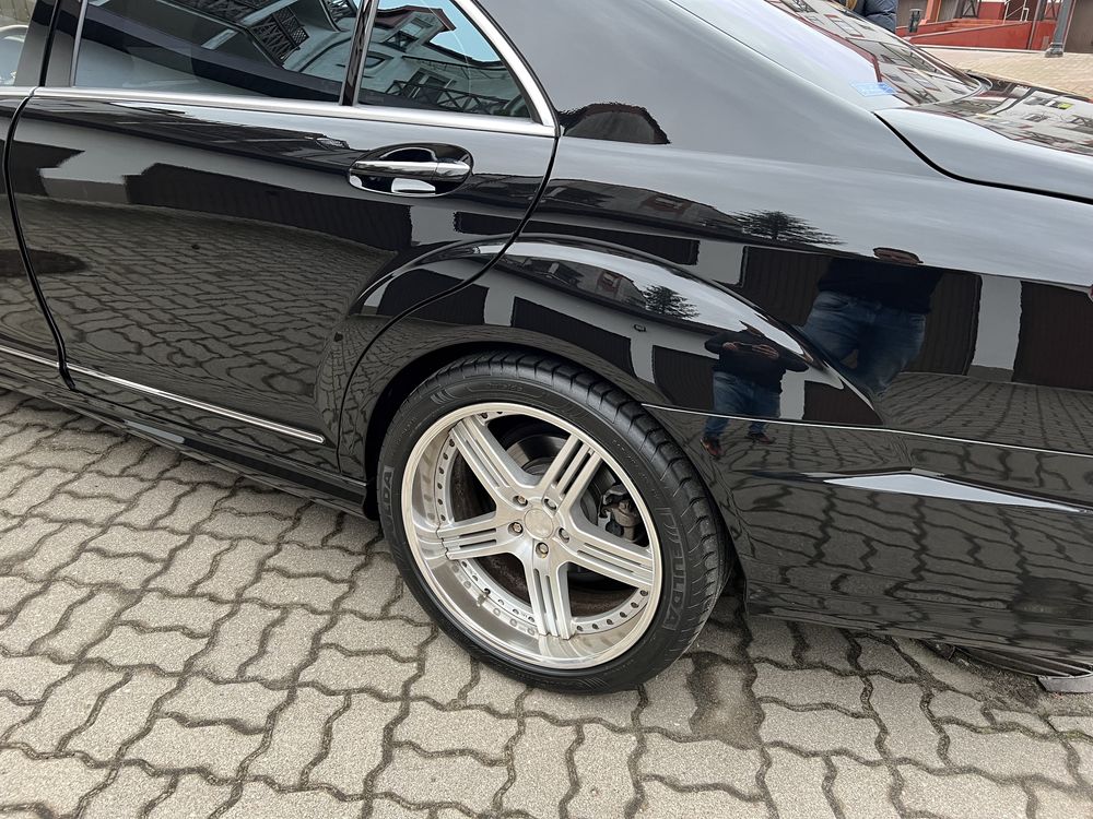 Koła na felgach Super Star Leon Hardiritt felgi 20" W221 W216 Mercedes