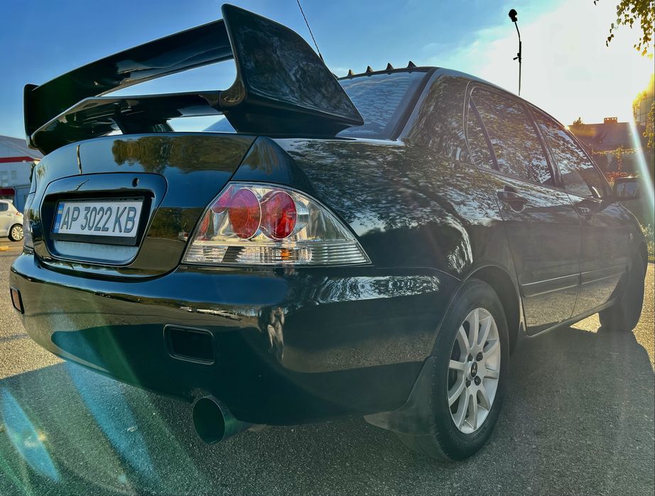 Продам Mitsubishi Lancer 1.6