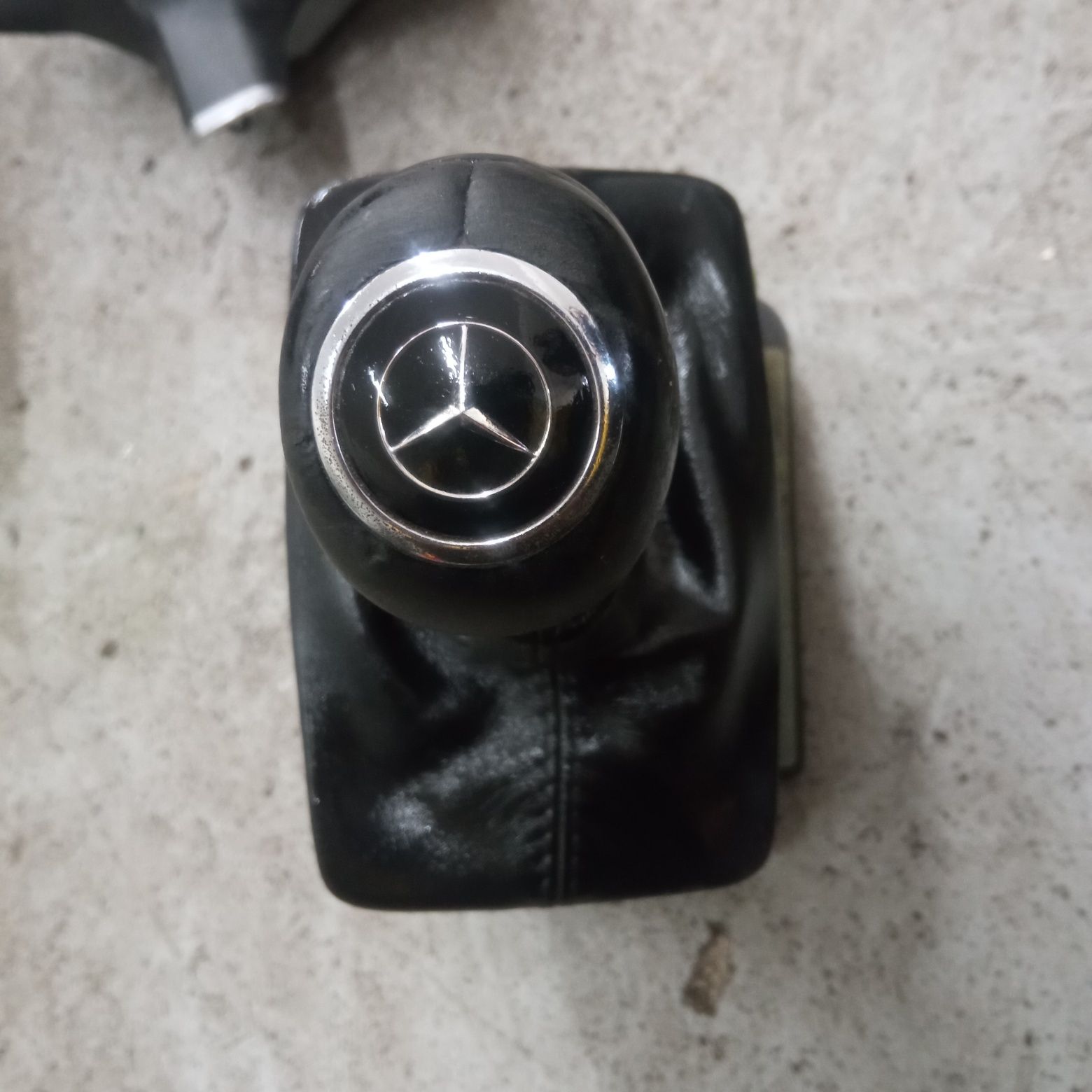 Wybierak zmiany biegów Mercedesa W204