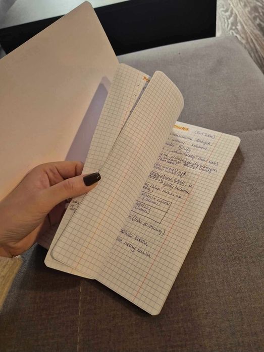 Zeszyt różowy w kratkę notatnik B5