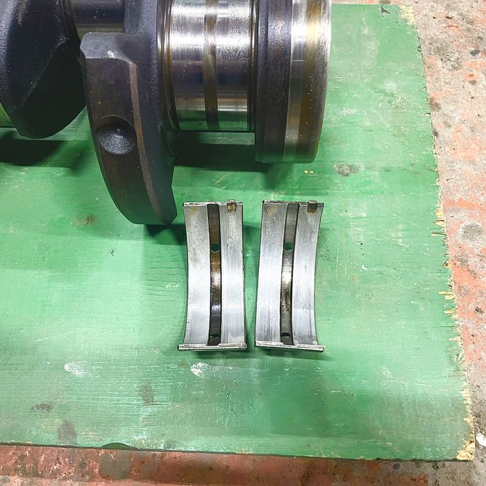 Коленвал Volvo 2.0-2.3 бензин на 240-360-740-940  двигатель b200 b230