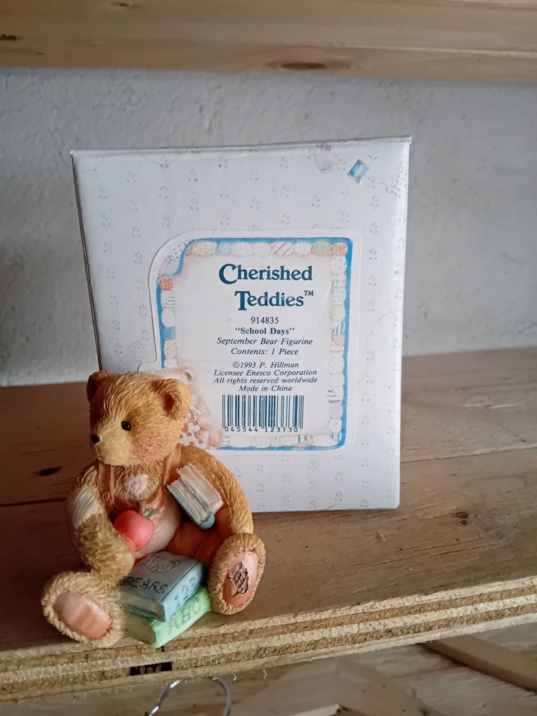 Nowa figurka cherished teddies school days