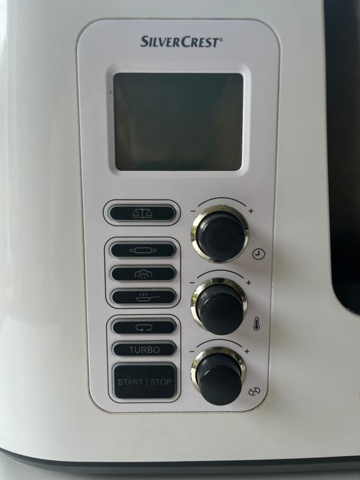 Monsieur Cuisine Édition Plus -ostatnio wymieniony noz, nowa Varoma