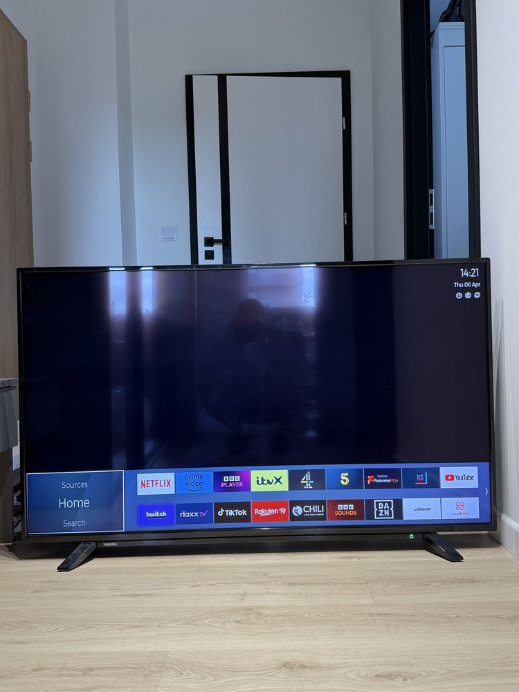 Toshiba 4k UHD smart tv