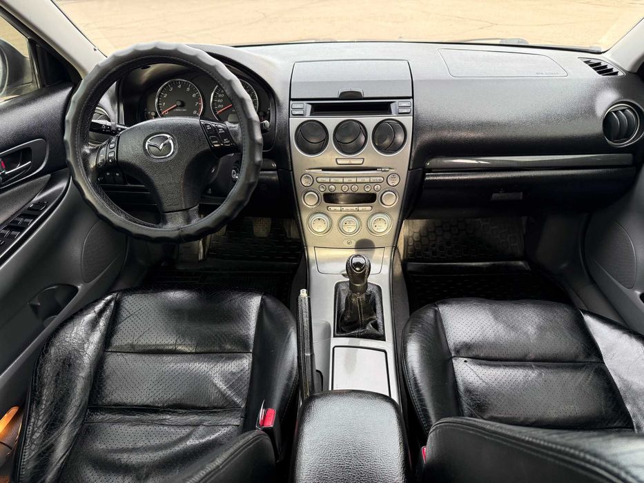 Продам автомобіль Mazda 6 2003 рік 2.0 бензин