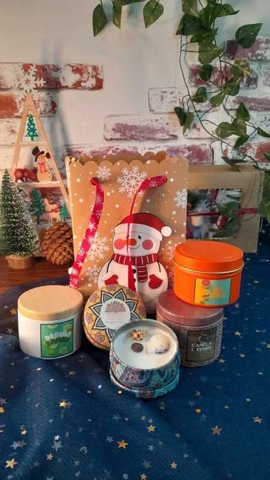 Vela artesanal com saco de natal