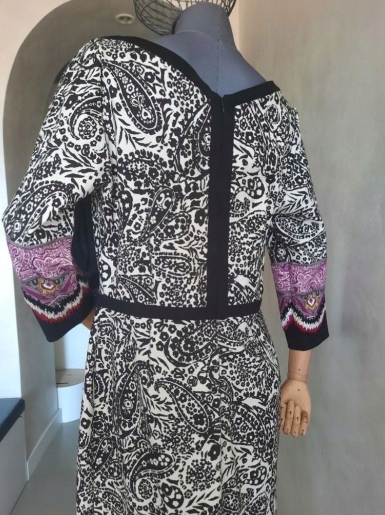 Etro Milano nowa ołówkowa sukienka midi z haftem wzór ornament r. 42