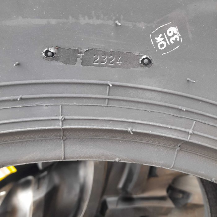 Opona 15.5/80-24 16PR PGX WM Galaxy