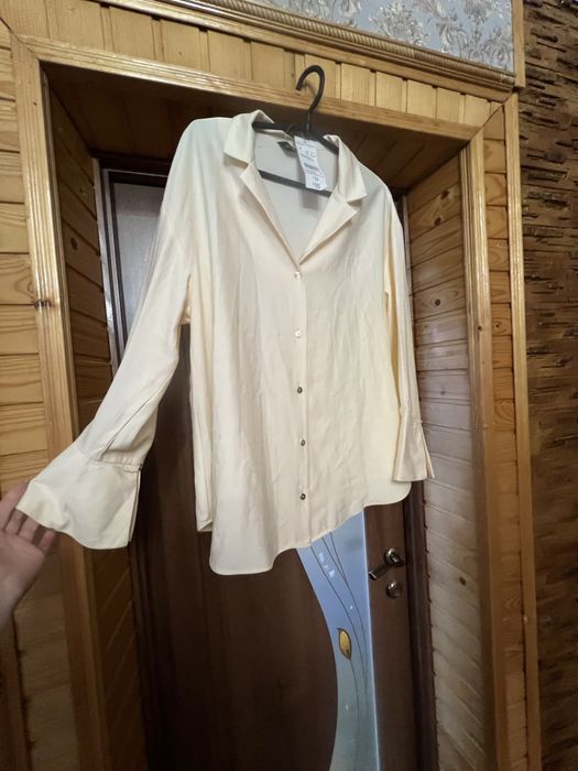 Блузка нова, вільного крою