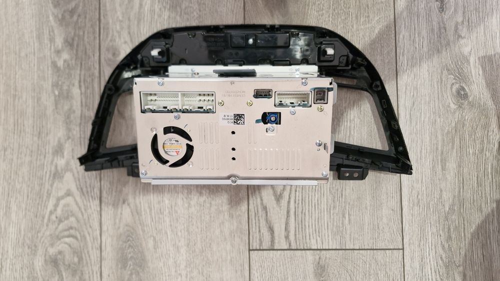 Магнітола штатна  Hyundai Tucson  TL 15-21 з навігацією 96560D70024X