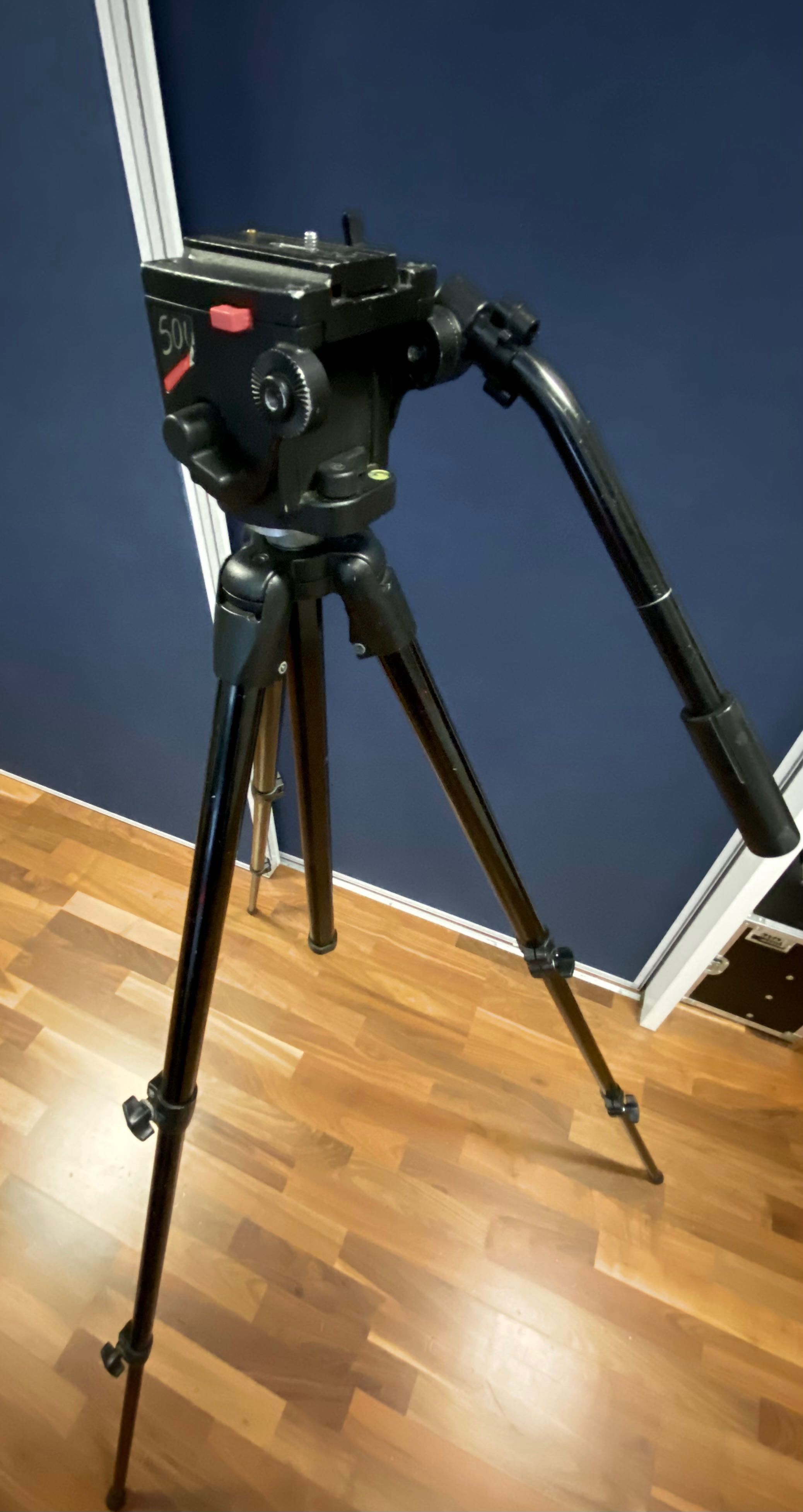 Tripod Manfrotto 055AB z głowicą wideo 501