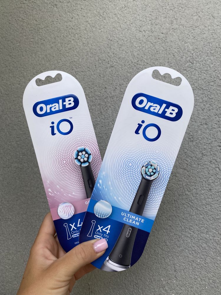 Оригінальні насадки Pure Clean Вугільні Oral-b Braun Німеччина