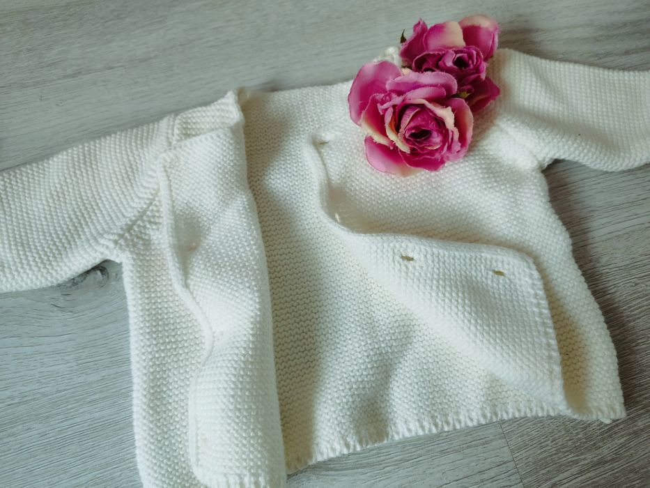 Piękny sweterek sweter bolerko kwiaty róże 3d handmade unikat 0-3 m