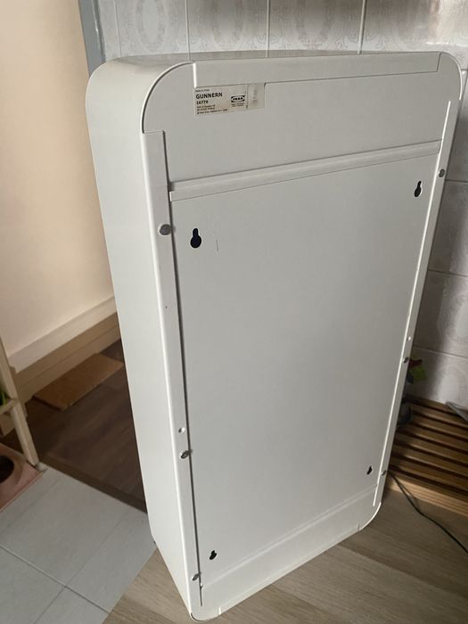 Armario de parede c/ espelho