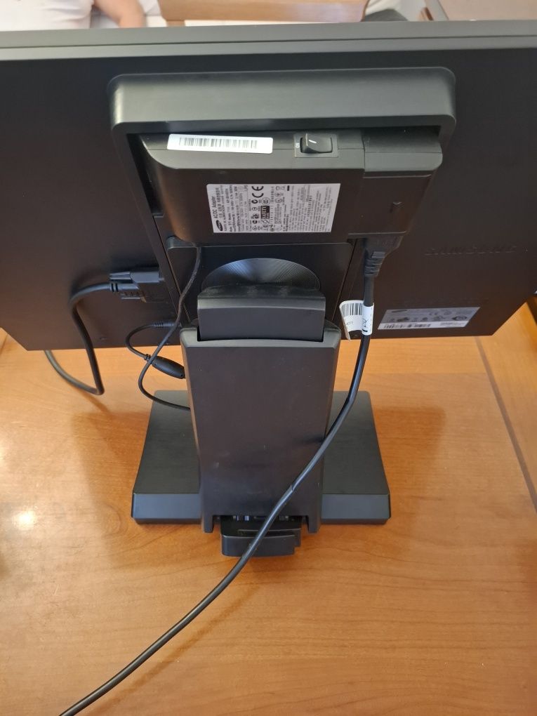 Monitor Samsung SyncMaster SA450 model S22A450BW 22"
