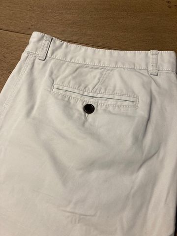 Męskie spodnie bawełniane Montego typu chinos rozm. 56