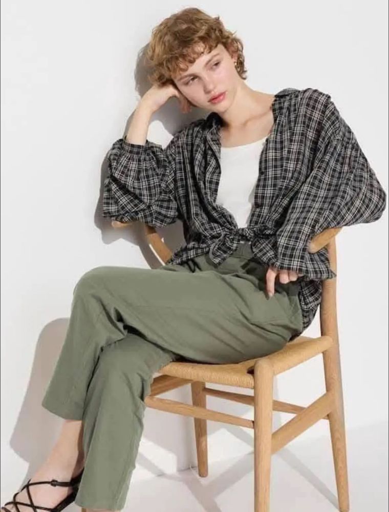 Бавовняні штани uniqlo cotton relaxed ankle trousers