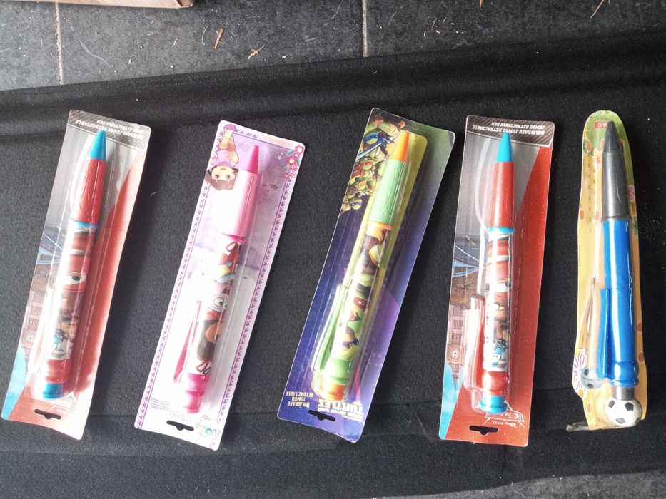 5 Canetas jumbo infantil