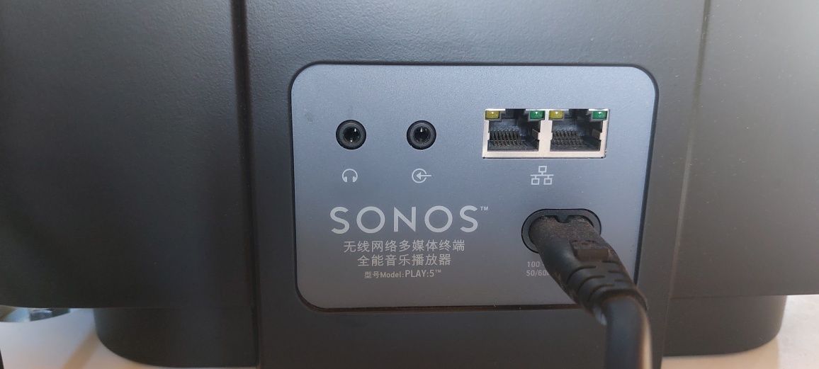 Coluna som Sonos Play 5 Gen 1 
nova ( sem caixa ) . Ótima qualidad