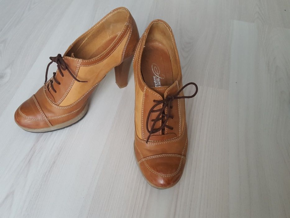 Włoskie buty botki skóra obcas 38 jak nowe na obcasie brąz skórzane