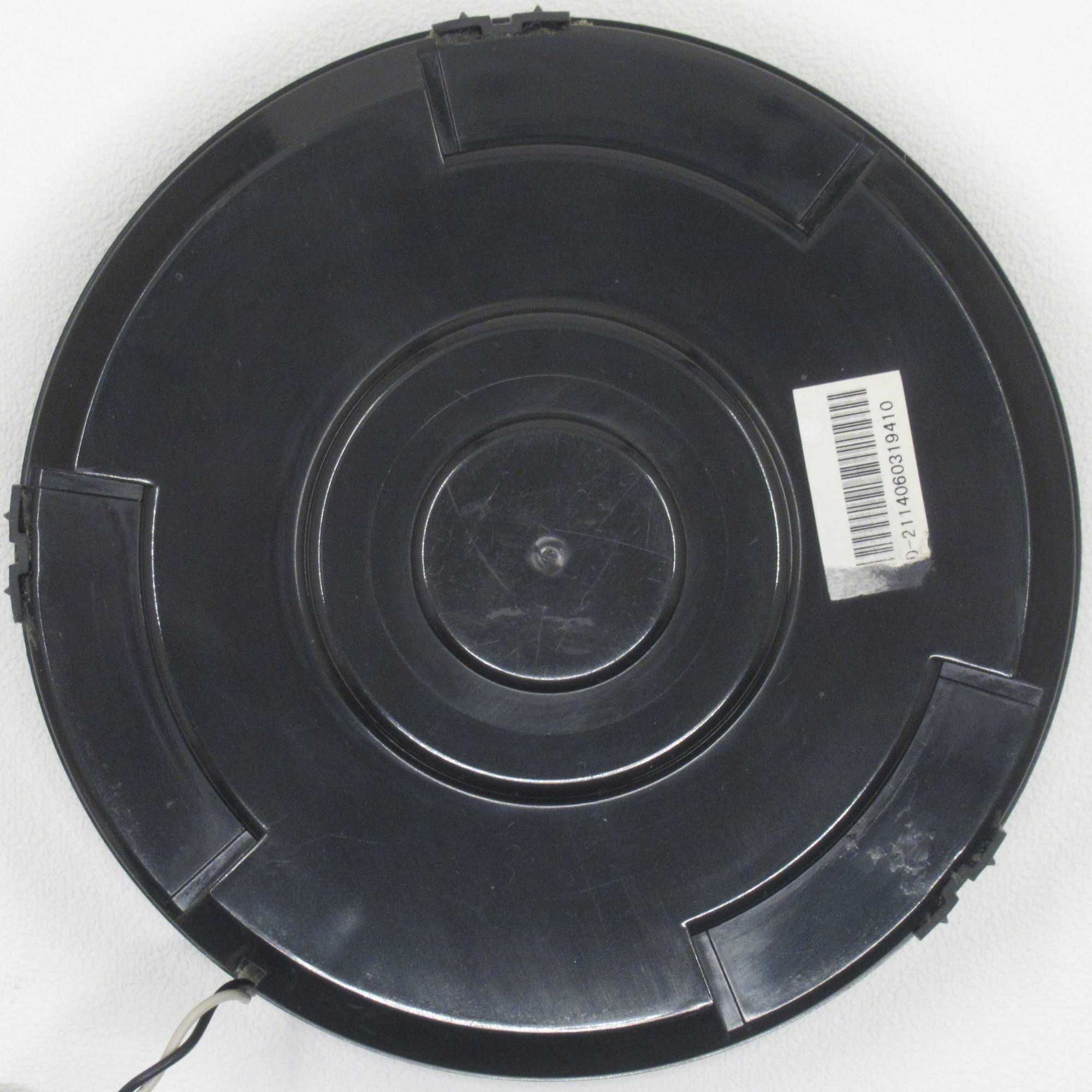 Głośnik średniotonowy ~5W w zamkniętej obudowie z Polycom Station2