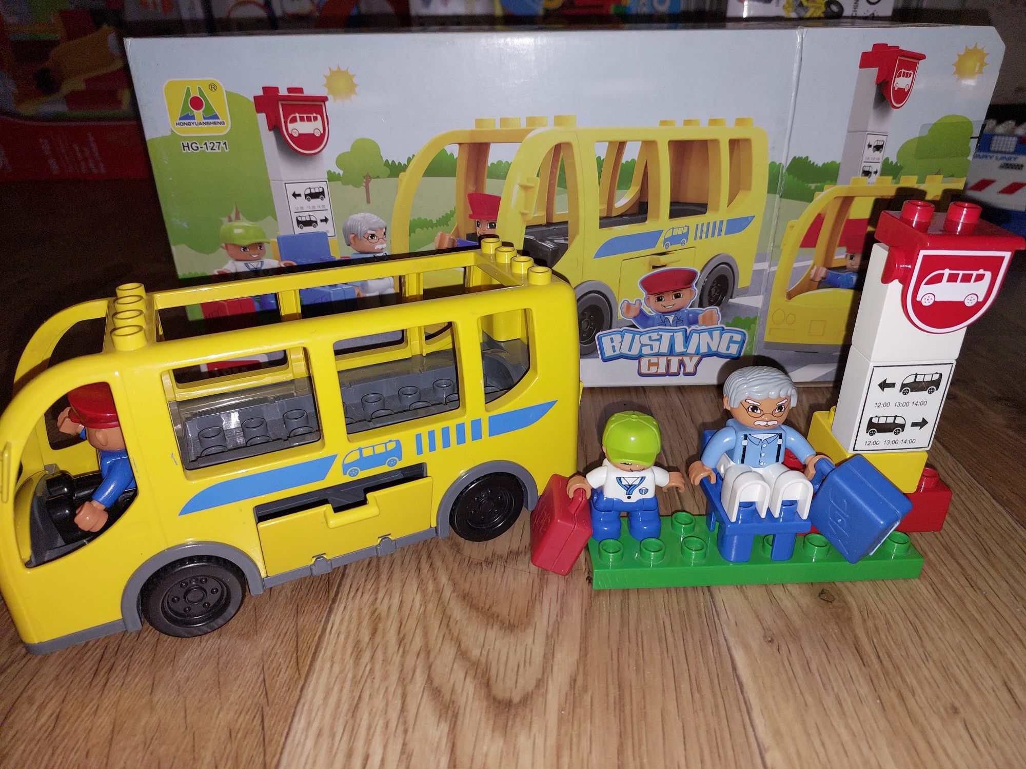 Lego duplo автобус