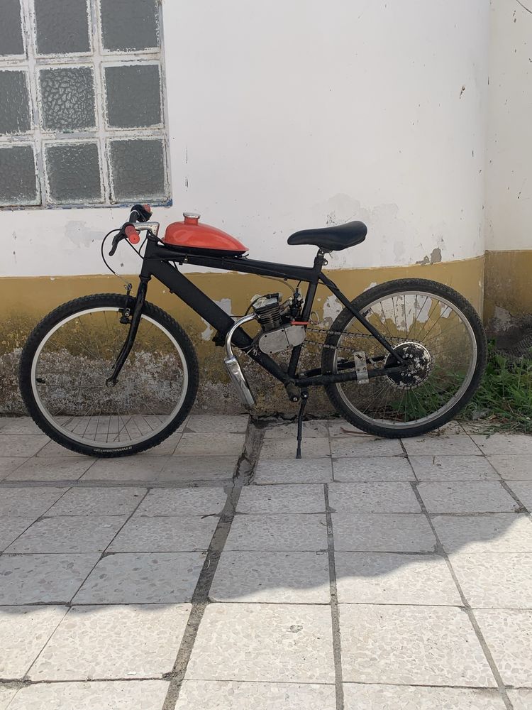 Bicicleta a motor