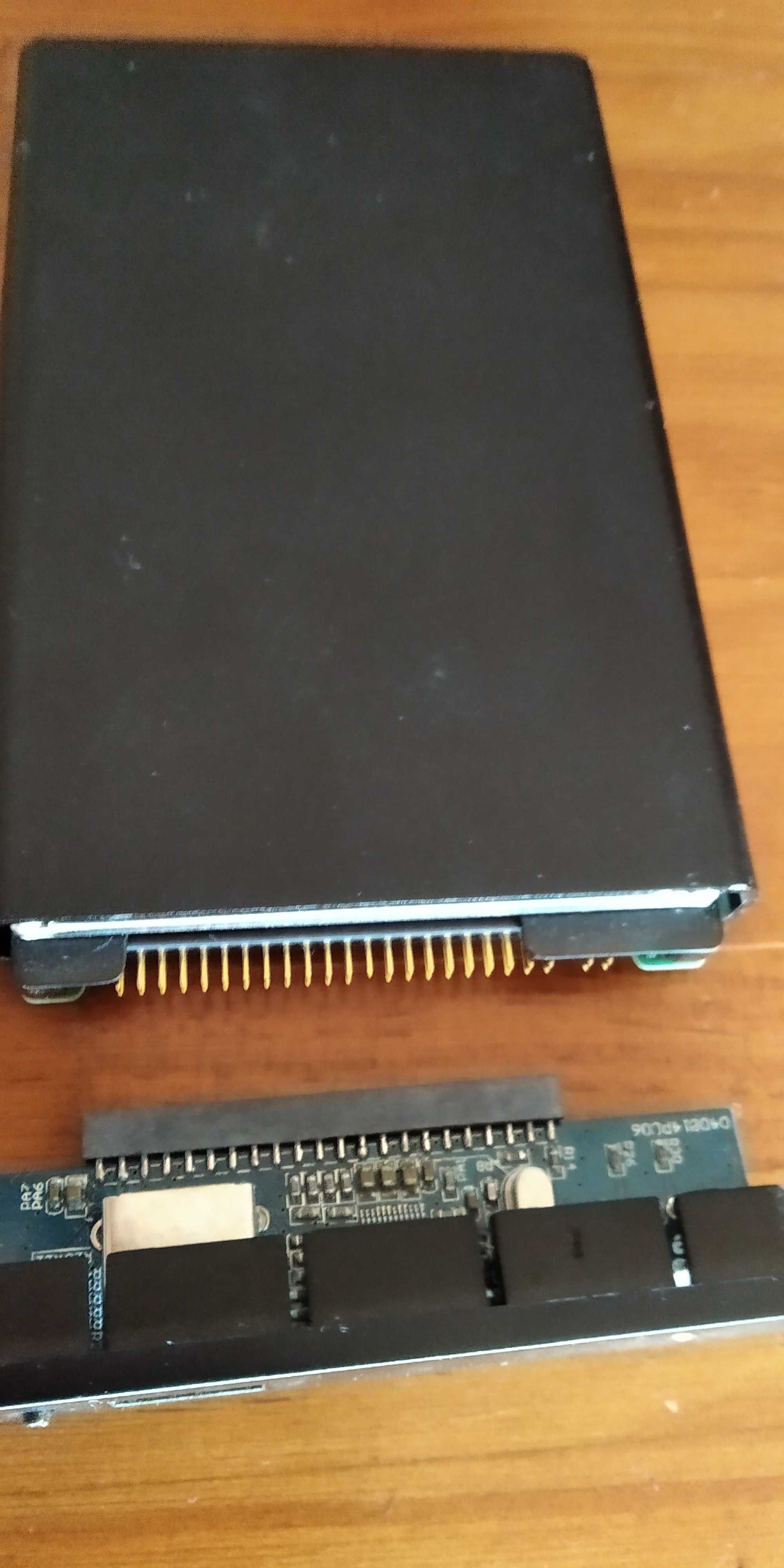 Caixa em alumínio para disco rígido sata 2,5 IDE com ligação USB 2