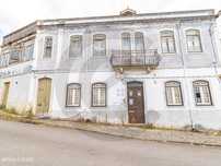 2 Prédios para Habitação e Serviços