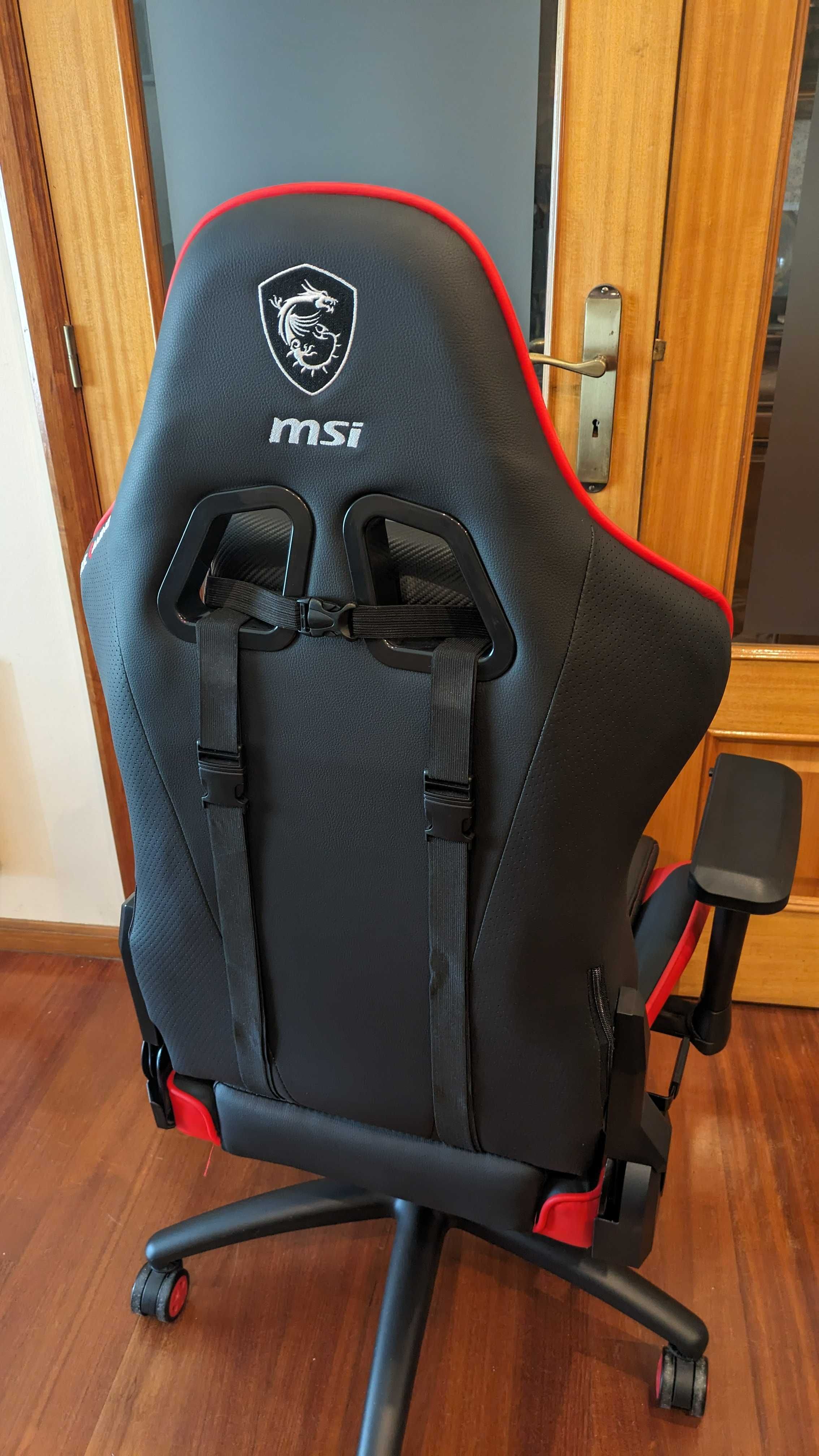 Cadeira Gaming MSI MAG CH120 - Usada/Como nova