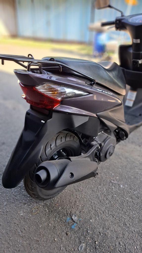 Продаж мопедів скутерів Suzuki Address 125S.