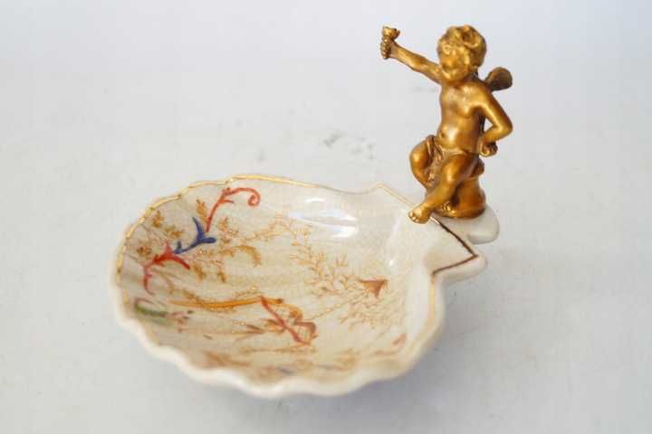Mydelniczka paterka z aniołkiem porcelana + brąz 4