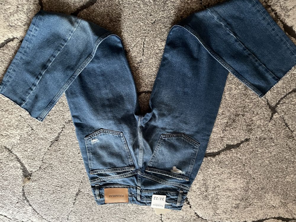 Jasne jeansy Pull&Bear