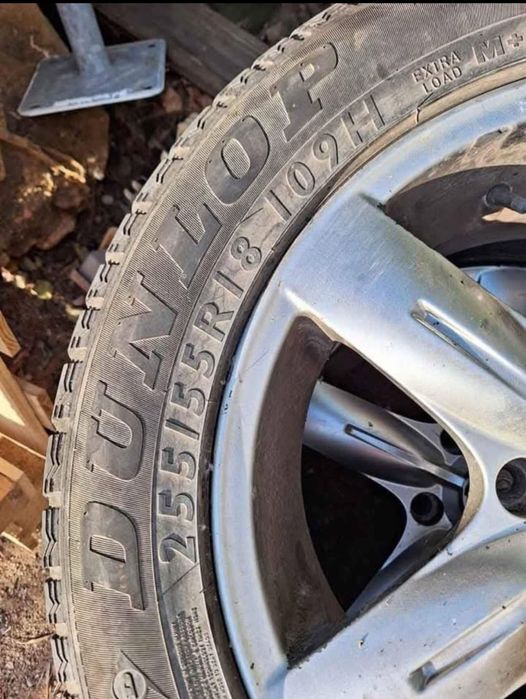 Várias jantes diferentes tamanhos e furações