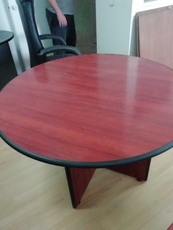 Mesa redonda para venda